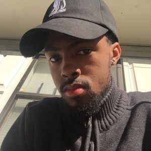 Meet your Posher, Deshaun